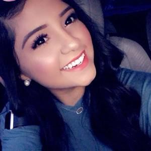 Meet your Posher, Lindsey